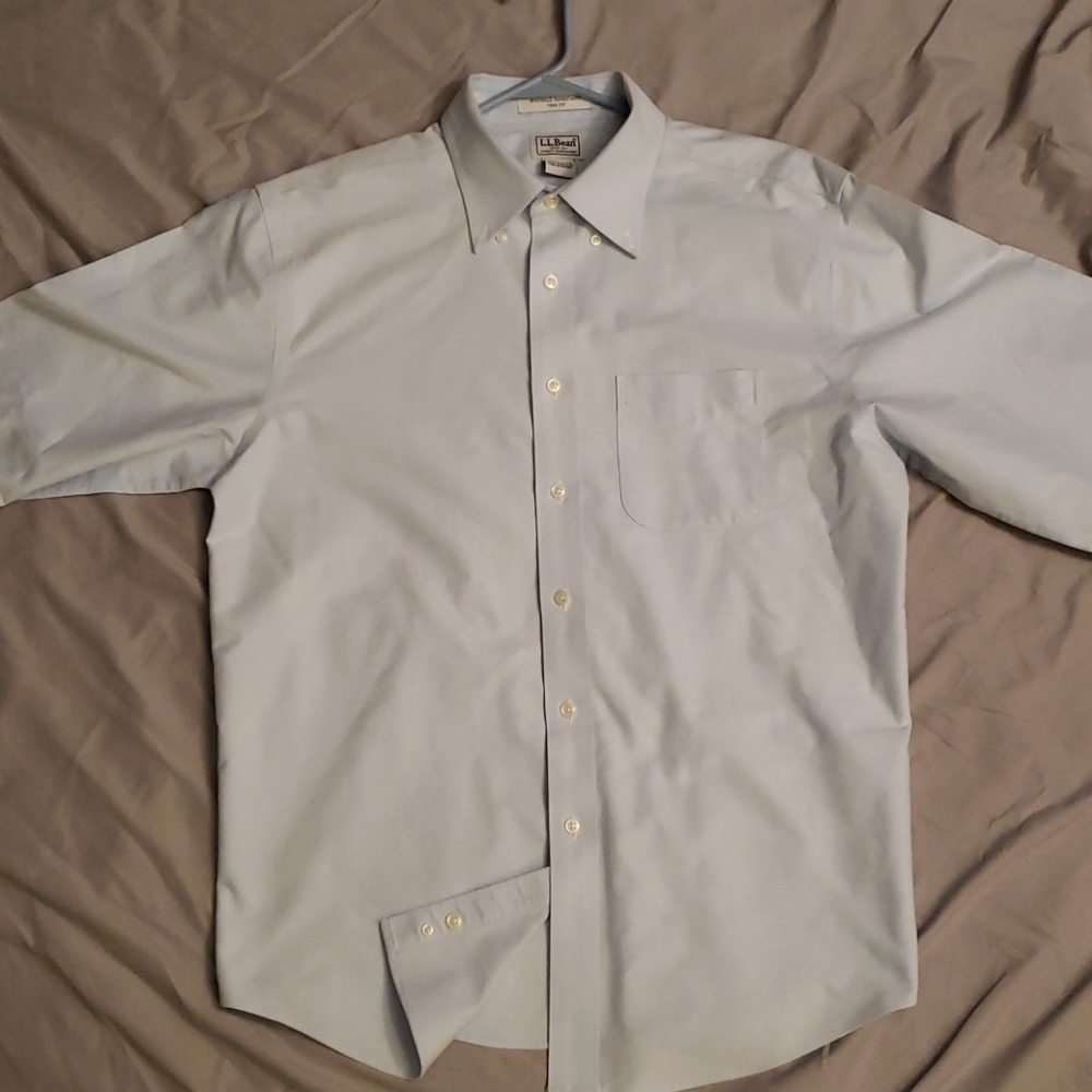 L. L. Bean Wrinkle Resistant Trim Fit Long Sleeve